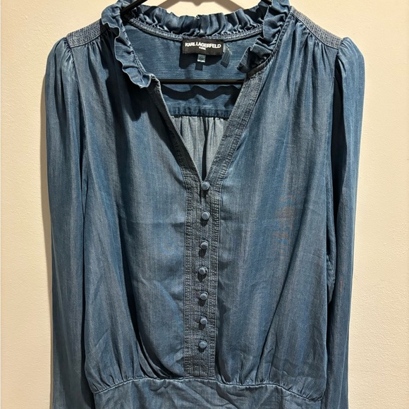 Karl Lagerfield Paris size XS chambray top. - Picture 1 of 5